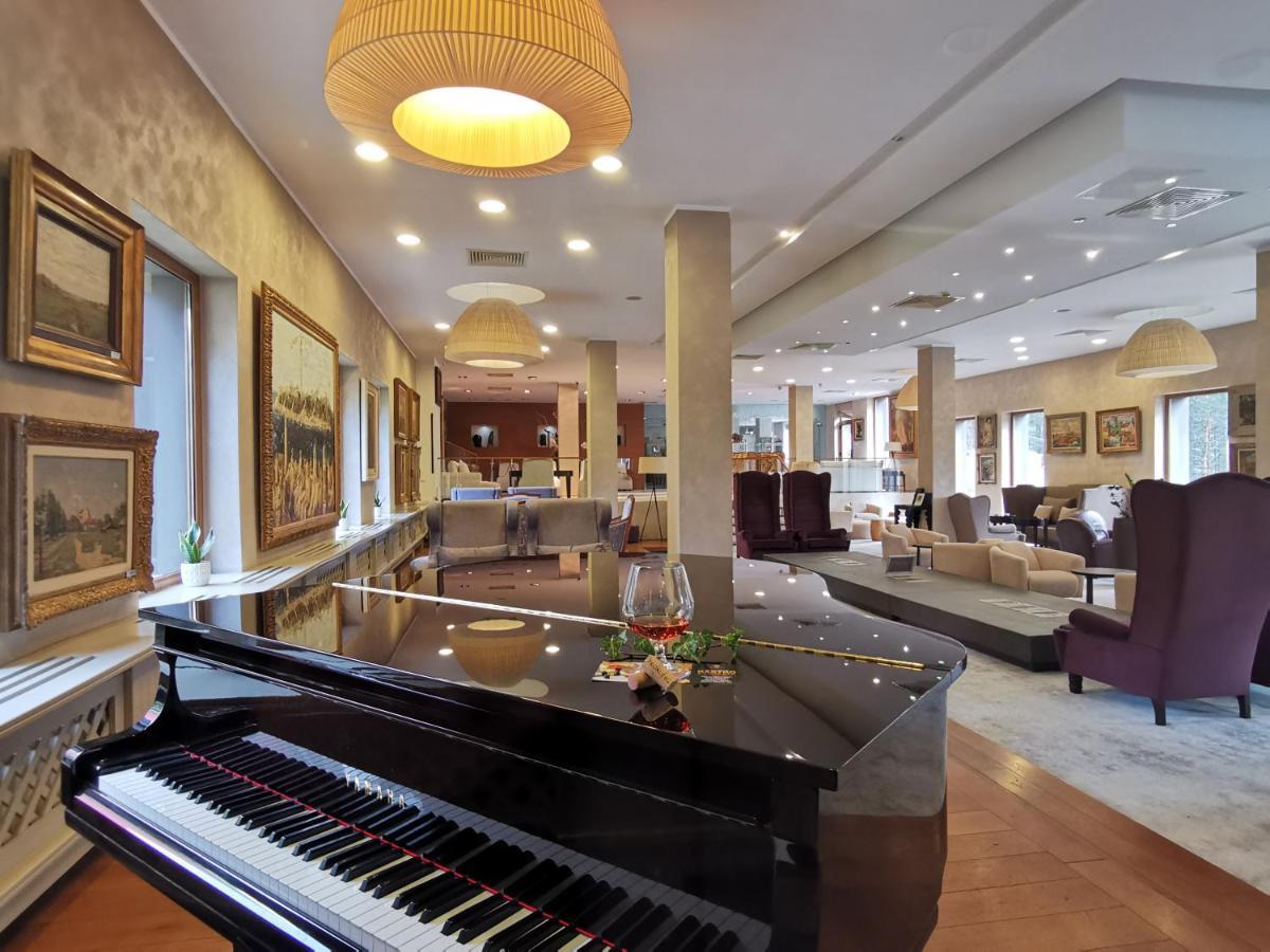 Palisad Hotel
